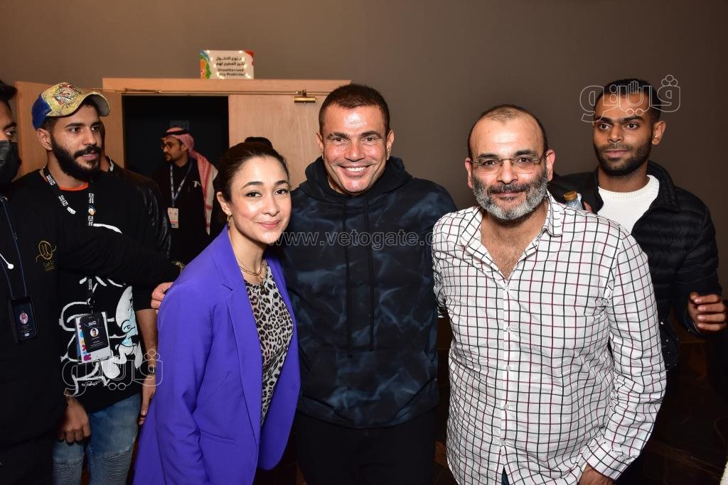 عمرو دياب في نص الليل بعد انتهاءه من حفلته بموسم الرياض (1)