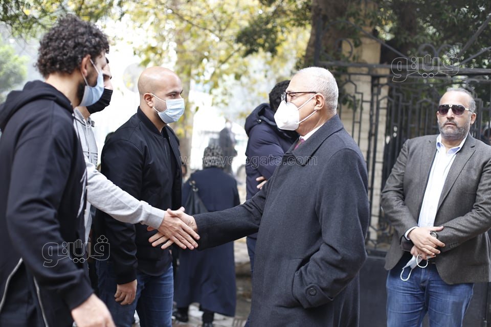 وصول جثمان إبراهيم حجازي (13)