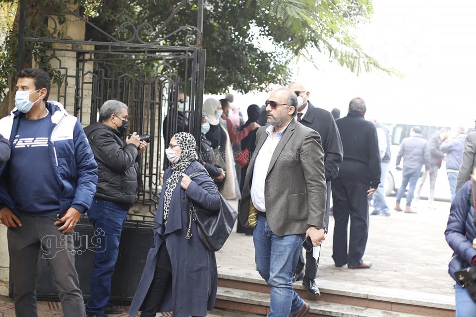 وصول جثمان إبراهيم حجازي (33)