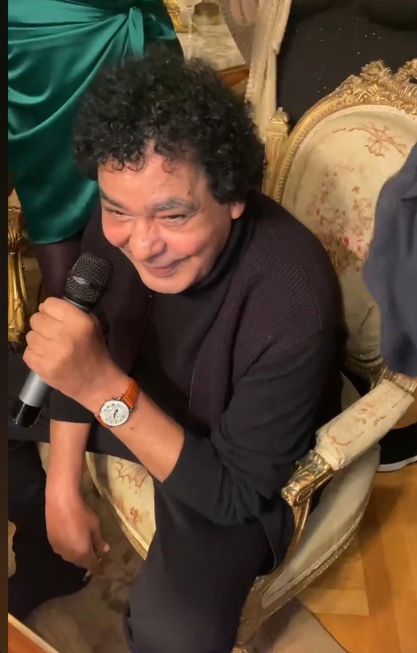 82577-محمد-منير