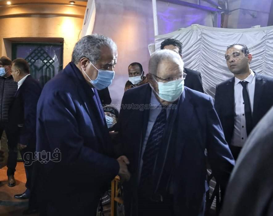 received_4990887854292142