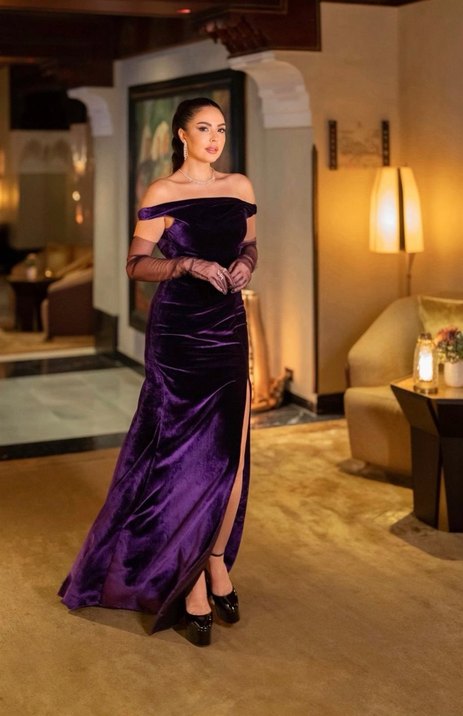 الفنانة نينا مغربي، فيتو