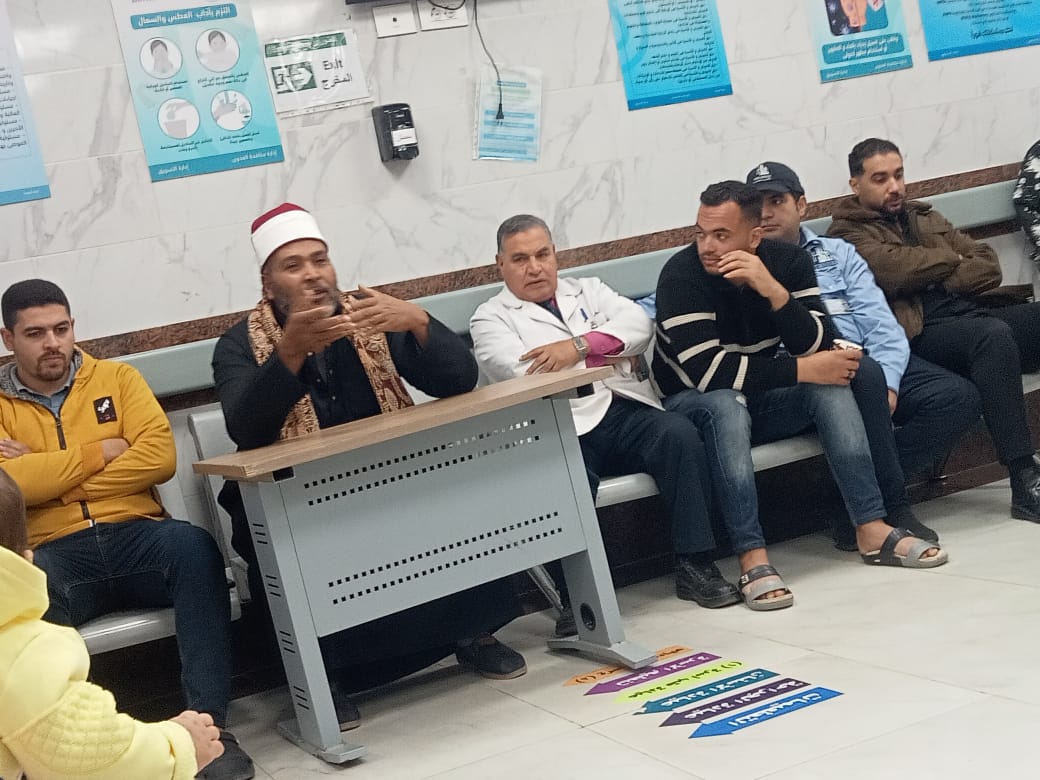 جانب من فاعليات الندوات، فيتو