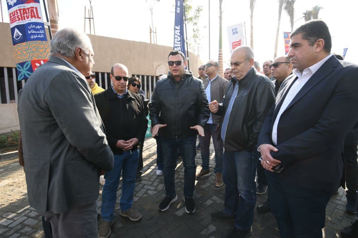 جانب من جولة وزير الاسكان&nbsp;