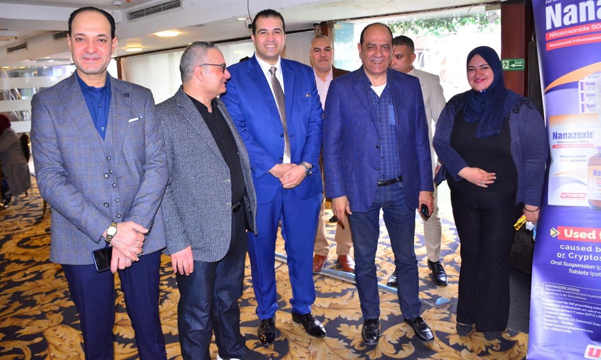 خلال حفل شعبة الصيدليات، فيتو