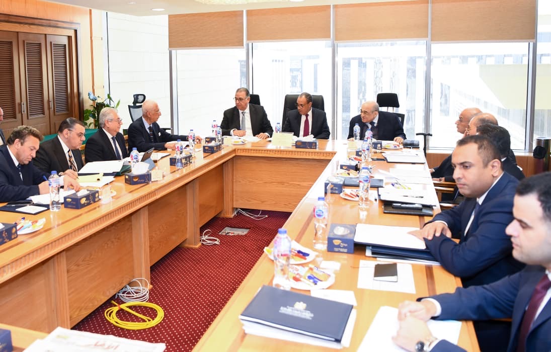 عبد العاطي يشارك في الاختبار الشفوي للمتقدمين لمسابقة التعيين بوزارة الخارجية