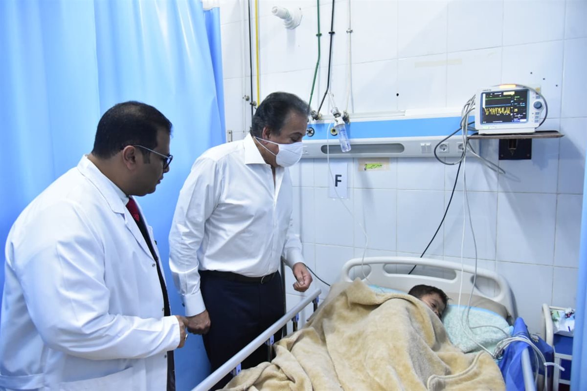 وزير الصحة يتفقد مستشفى سنورس المركزي بالفيوم