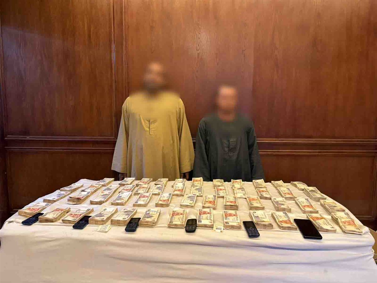 “خدمة عملاء البنك مع حضرتك ”.. ضبط تشكيل عصابي للنصب والاحتيال على المواطنين بالقاهرة والمنيا