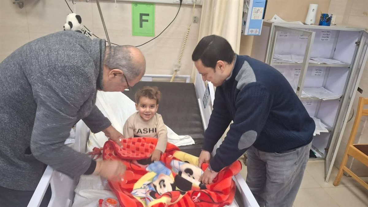 وكيل الصحة بدمياط يجري جولة مفاجئة في المستشفيات