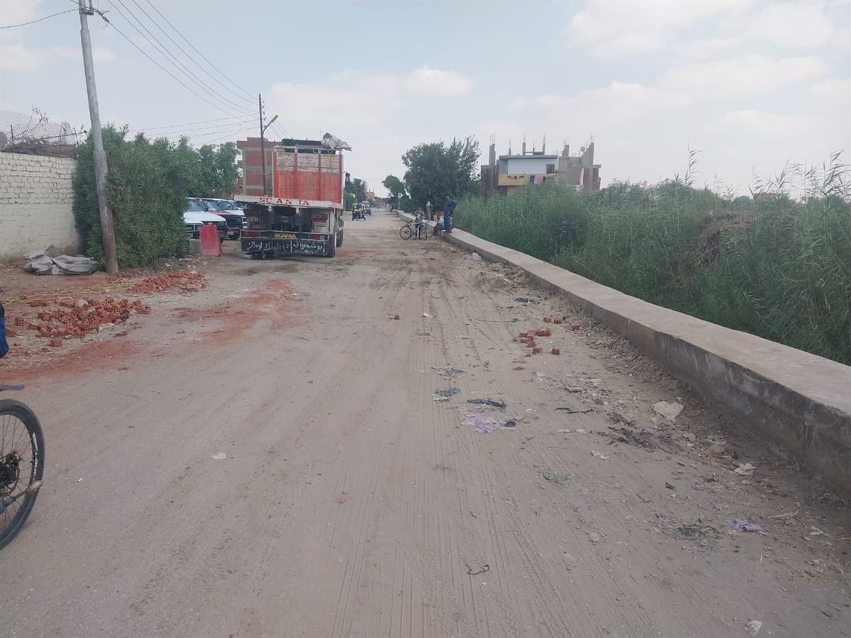 جانب من أعمال إنشاء المحور، فيتو