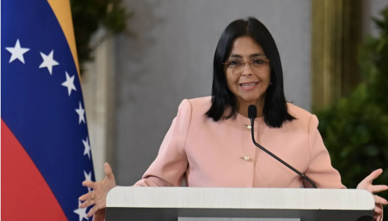 ديلسي رودريجيز رئيسة مؤقتة لفنزويلا، فيتو