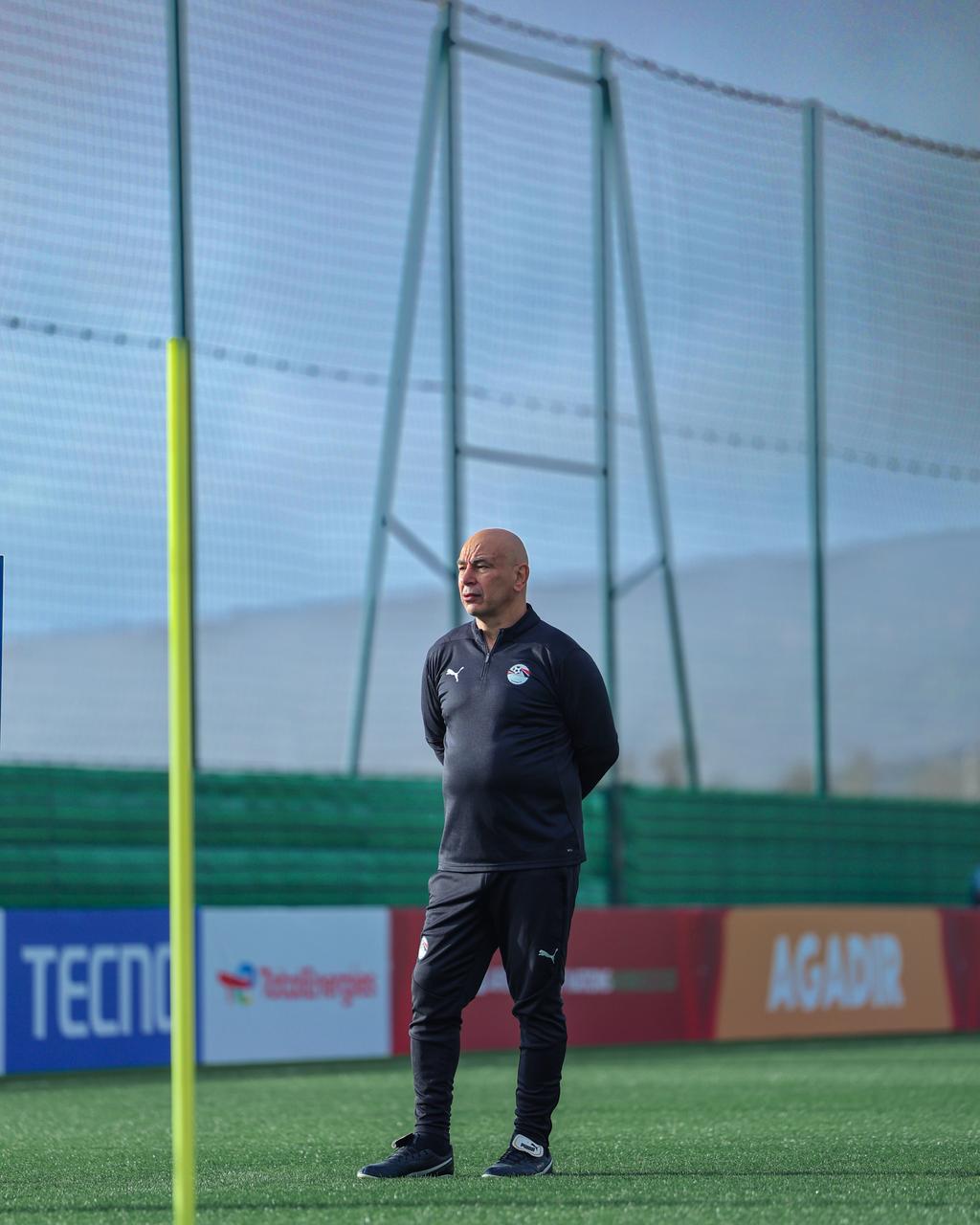 حسام حسن، فيتو