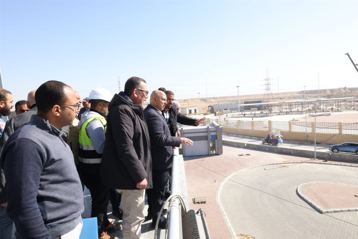 وزير النقل يتابع المرحلة الثانية من مشروع الأتوبيس الترددي