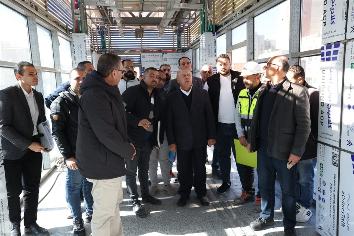 وزير النقل يتابع المرحلة الثانية من مشروع الأتوبيس الترددي