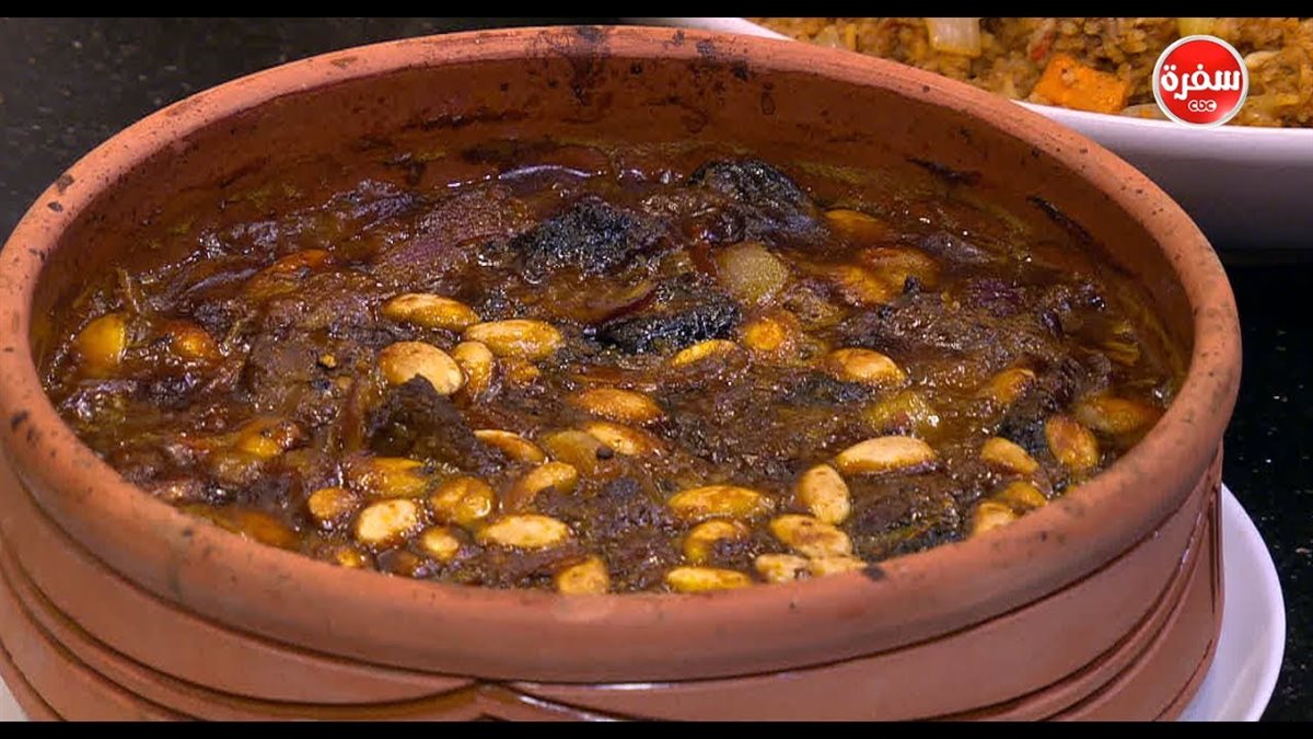 طريقة عمل طاجن اللحم بالقراصيا