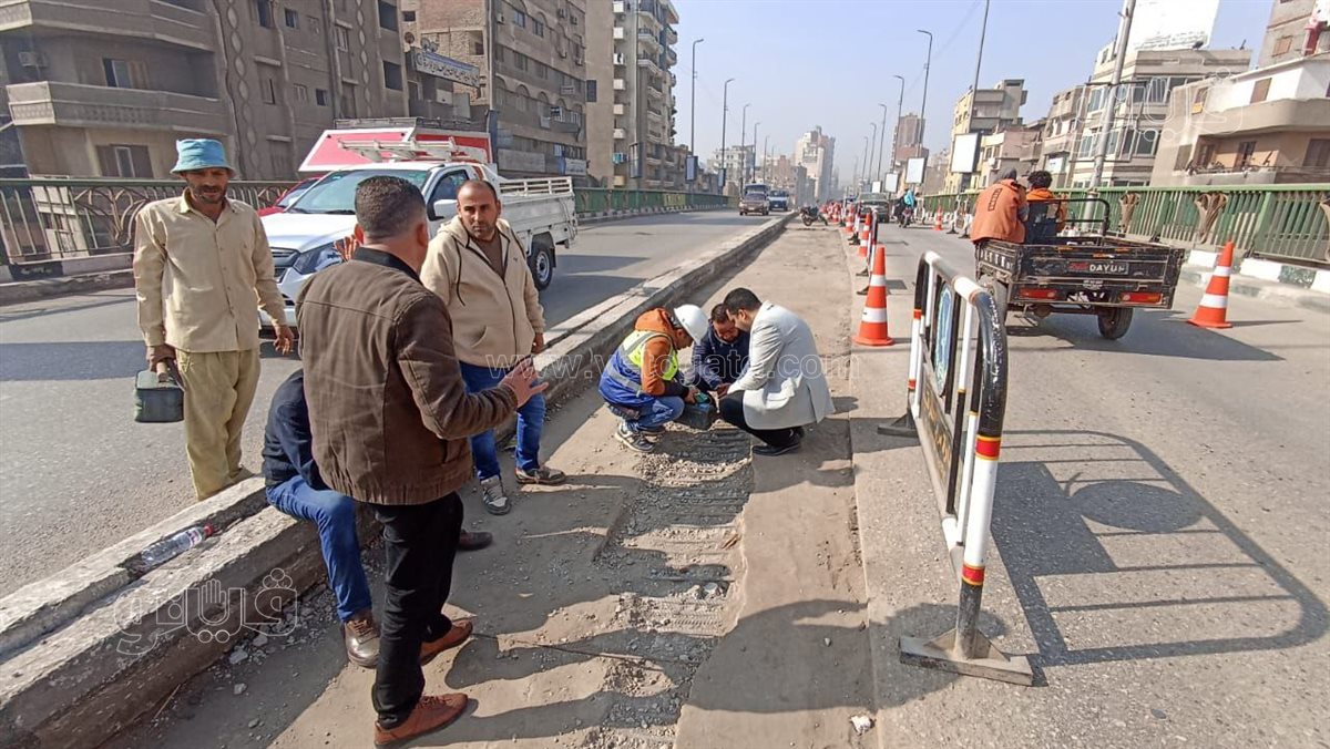 تأمين محيط الكوبري بوضع الحواجز والعلامات التحذيرية اللازمة،فيتو