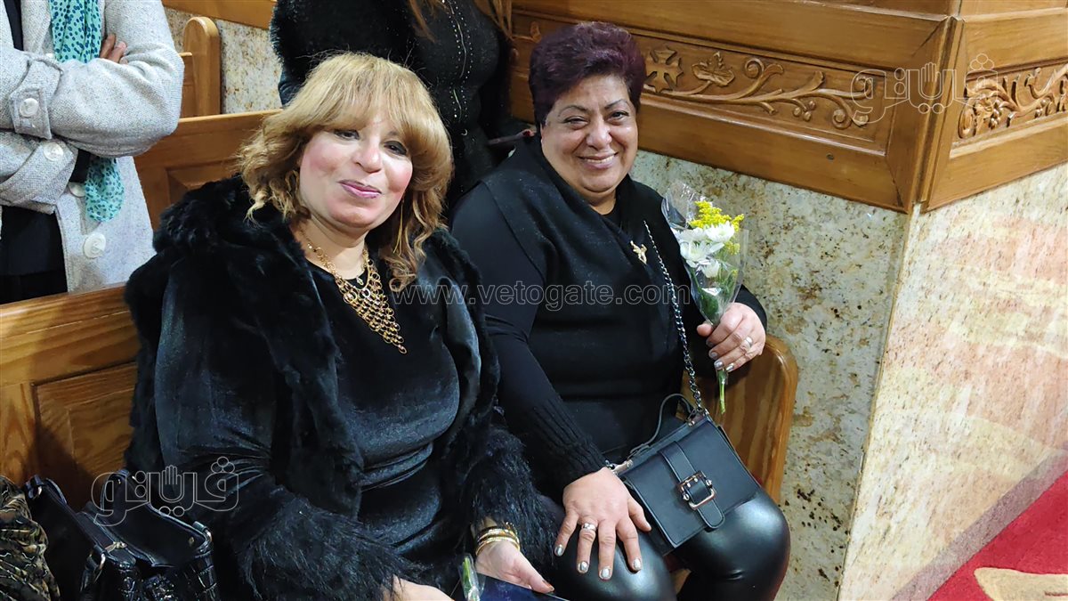 أقباط بورسعيد يواصلون احتفالاتهم في ليلة عيد الميلاد، فيتو