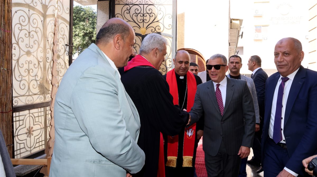 جانب من تقديم التهنئة، فيتو&nbsp;