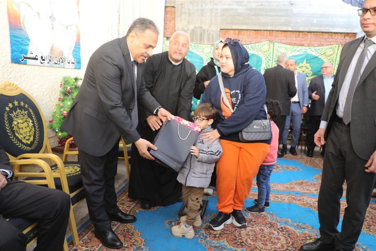 في أجواء من البهجة والتآخي.. احتفال رسمي بعيد الميلاد المجيد بالشرقية،فيتو