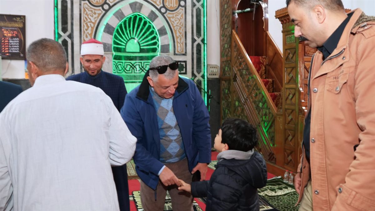 جانب من لقاء محافظ الإسماعيلية باهالى المحافظة،فيتو