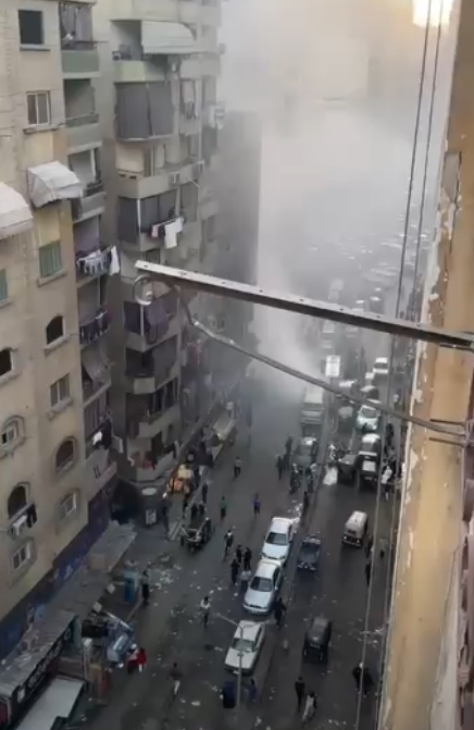 حريق هائل بمحل تجاري في شارع العشرين بجوار شارع الملكة