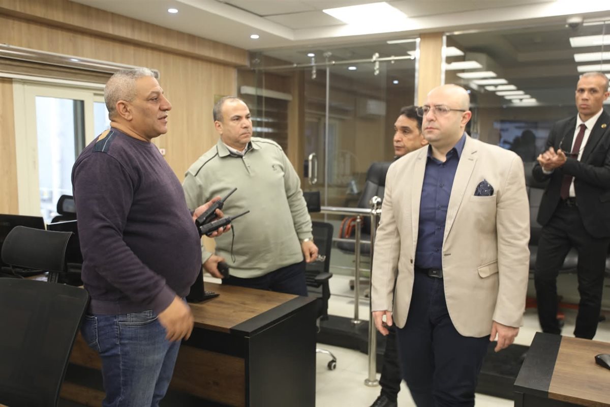 محافظ بني سويف يتابع حريق محولات قُشيشة