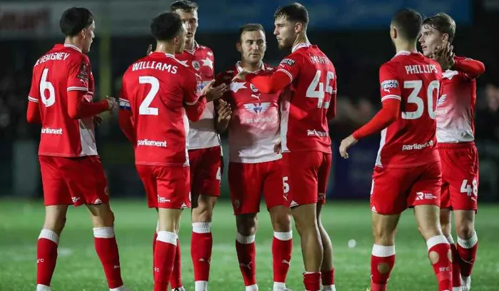 فريق بارنسلي، فيتو