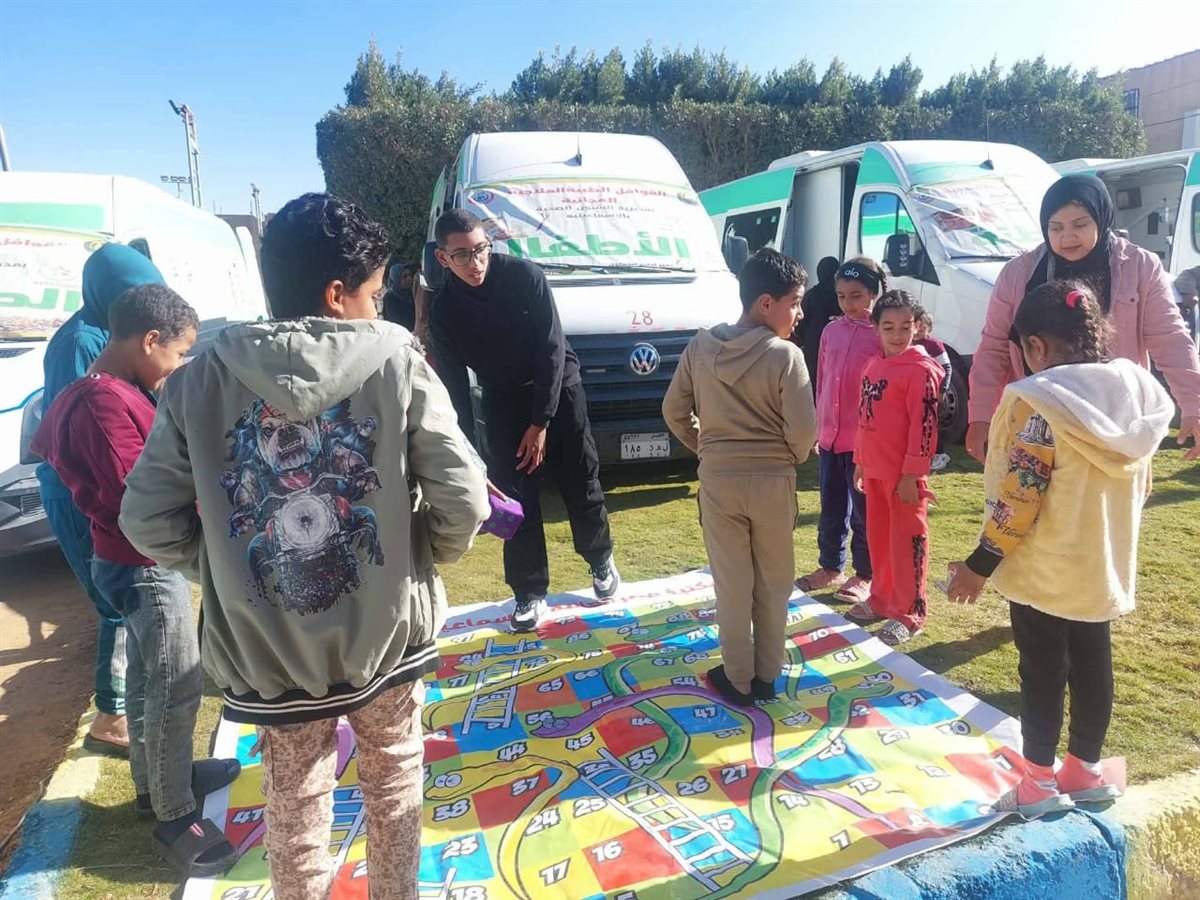 جانب من القافلة، فيتو