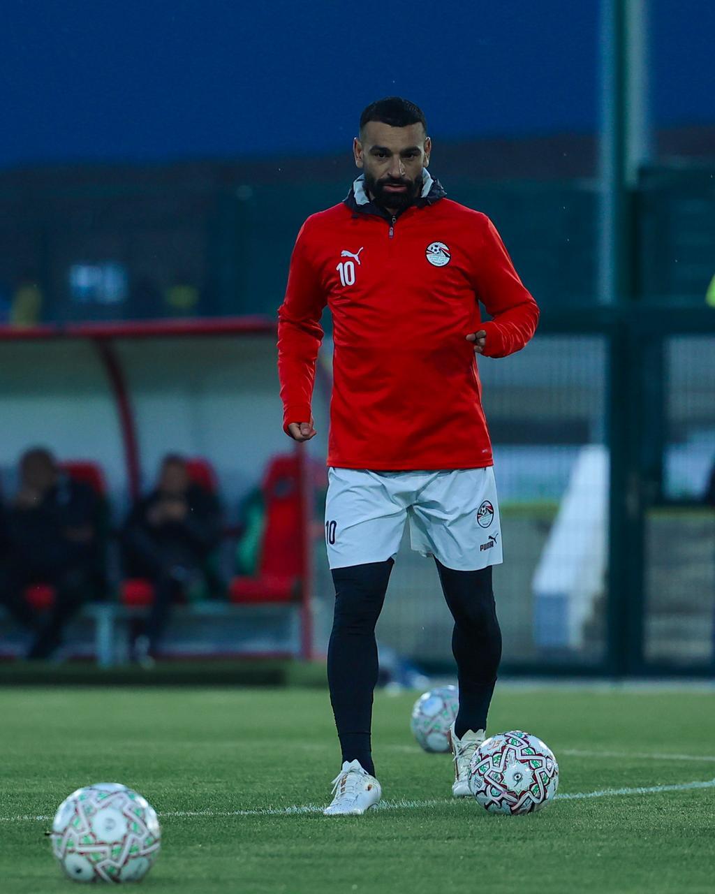 محمد صلاح قائد منتخب مصر، فيتو