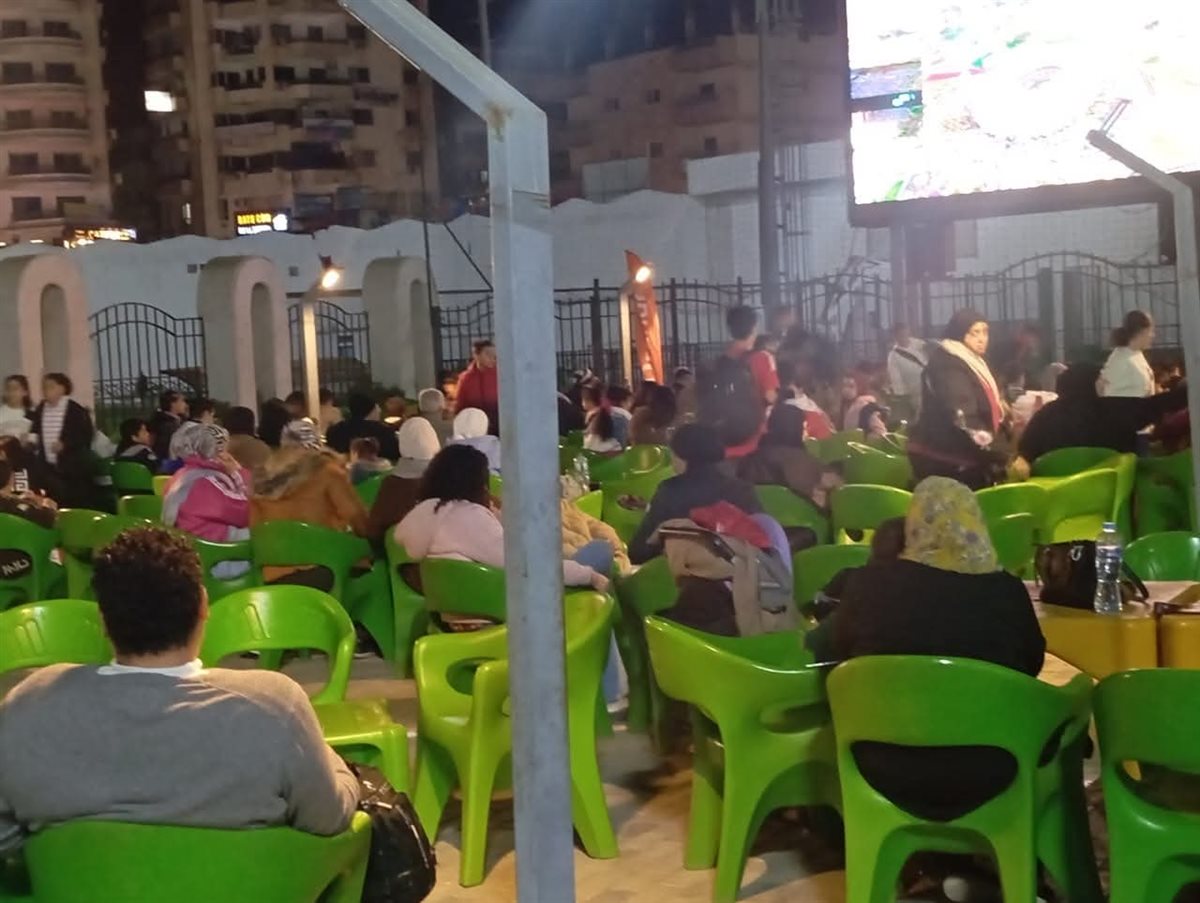 الاطفال الصغار في مقدمة مشجعي المنتخب &nbsp;بالقليوبية،فيتو&nbsp;