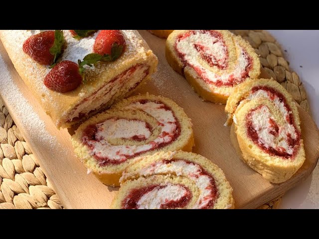 طريقة عمل كيك السويسرول بالفراولة&nbsp;