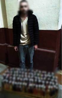 ضبط شخص لبيعه مشروبات كحولية مغشوشة ومجهولة المصدر بالإسكندرية