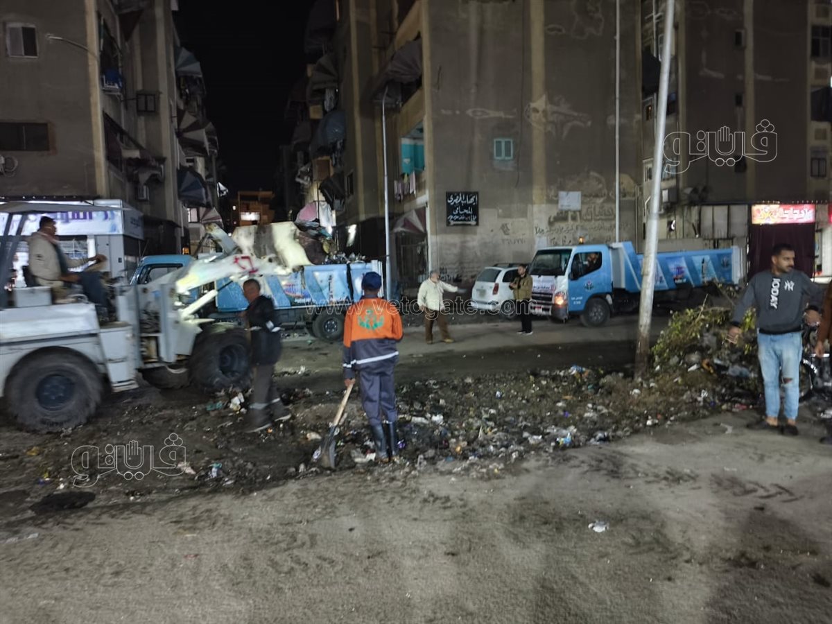 رئيس شركة النظافة ببورسعيد يزور حي الزهور، ڤيتو