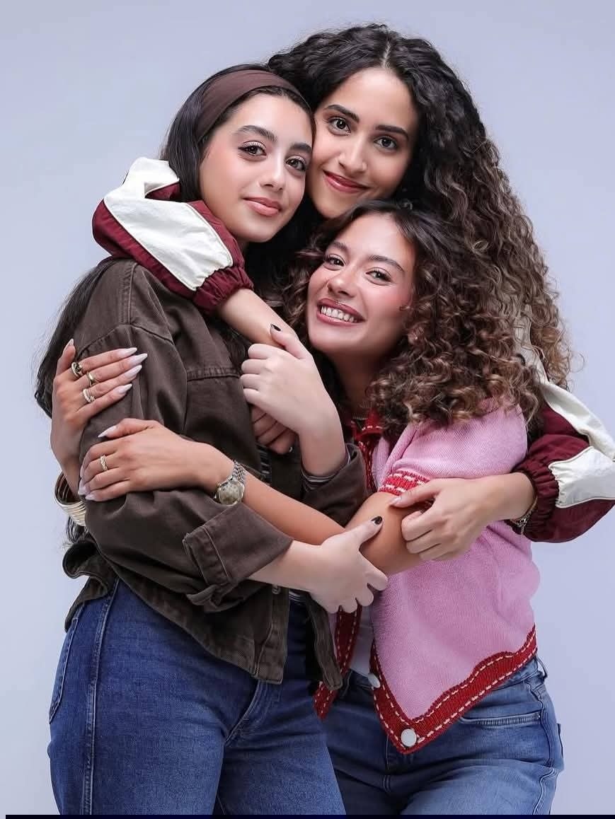 بطلات مسلسل ميدتيرم، فيتو&nbsp;