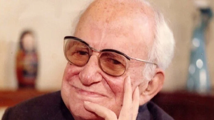 الاديب يحيى حقى&nbsp;