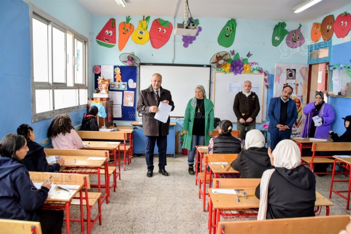 مدير تعليم بورسعيد يتفقد لجان امتحان اللغة الانجليزية، ڤيتو