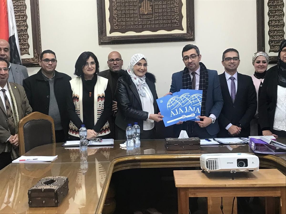 علوم القاهرة تحصل على تجديد الأيزو الدولية