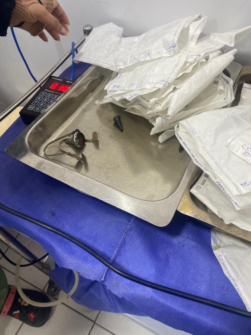 جانب من الحملة وتنفيذ قرارات الغلق،فيتو