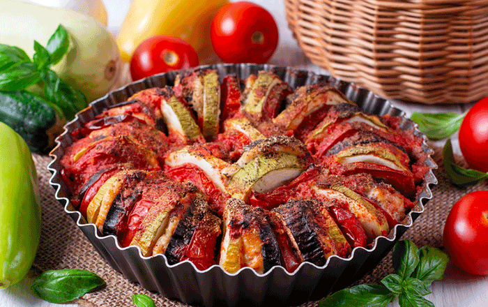 طريقة عمل اللحم المفروم بالخضار فى الفرن&nbsp;