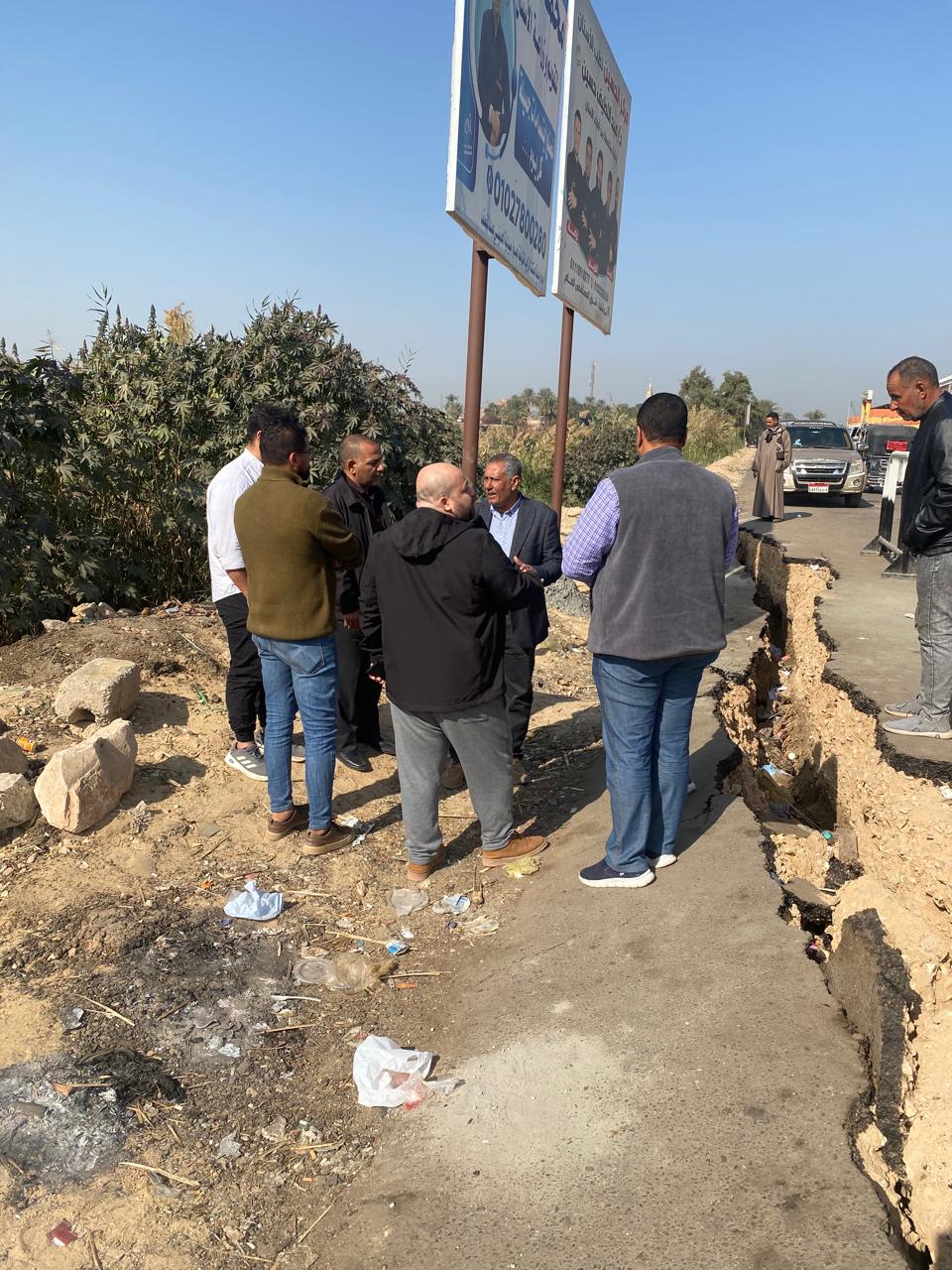 محافظ قنا يوجه بسرعة إصلاح هبوط بطريق مجمع المواقف بأبوتشت