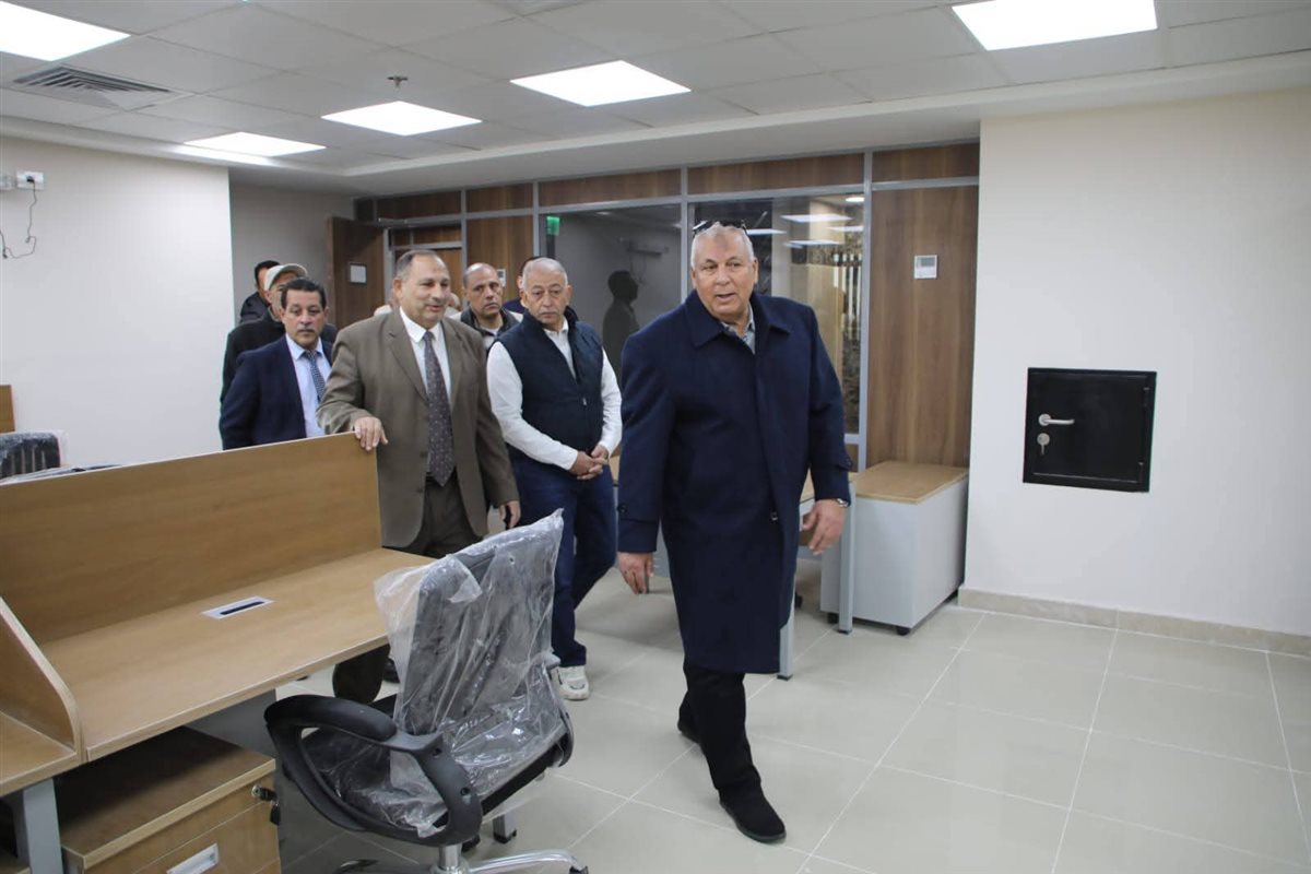 افظ الوادي الجديد يفتتح مبنى مأمورية الضرائب العقارية