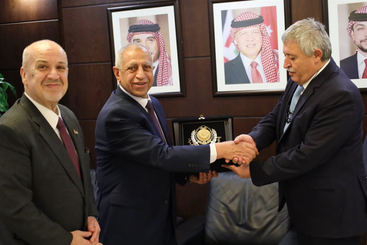 وزير النقل الأردني يستقبل رئيس الأكاديمية العربية للعلوم والتكنولوجيا&nbsp;