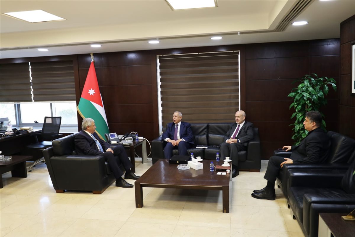 وزير النقل الأردني يستقبل رئيس الأكاديمية العربية للعلوم والتكنولوجيا&nbsp;