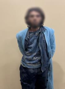 الأمن يكشف فيديو تحطيم زجاج السيارات فى أحد شوارع السويس