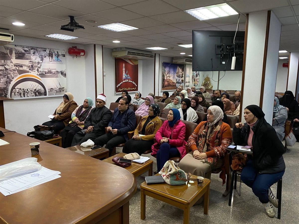 فعاليات البرنامج التدريبي المكثف حول كيفية قراءة وتحليل المؤشرات السكانية وأسس إعداد المبادرات