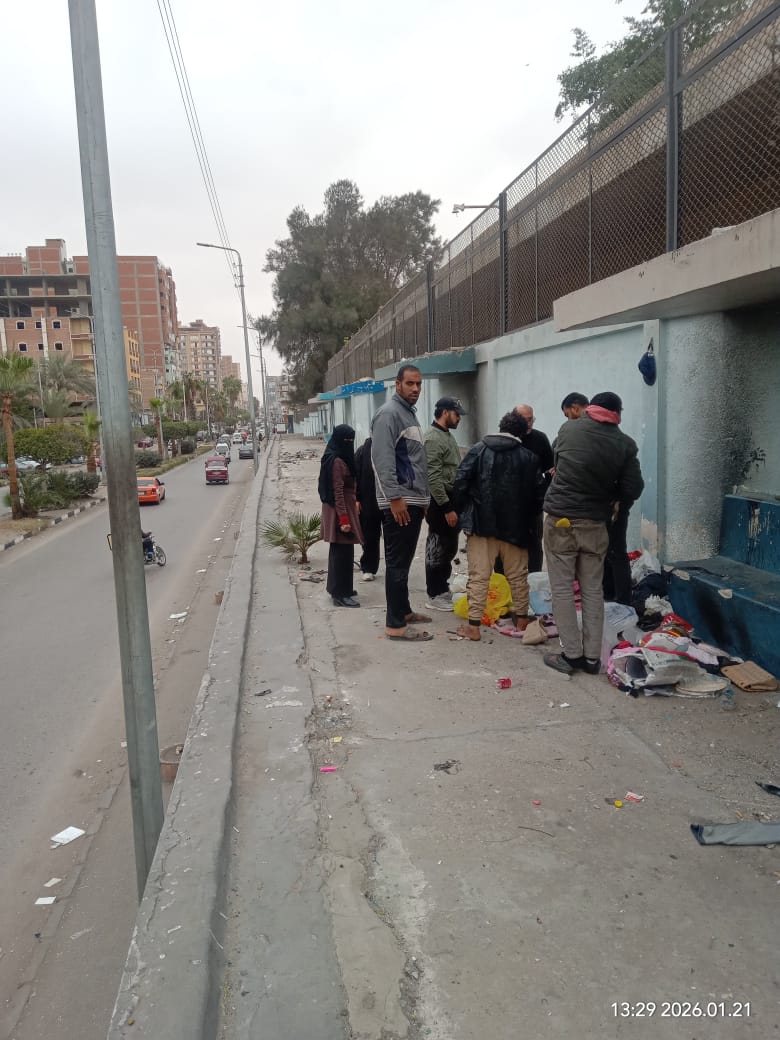 جانب من الحملات،فيتو