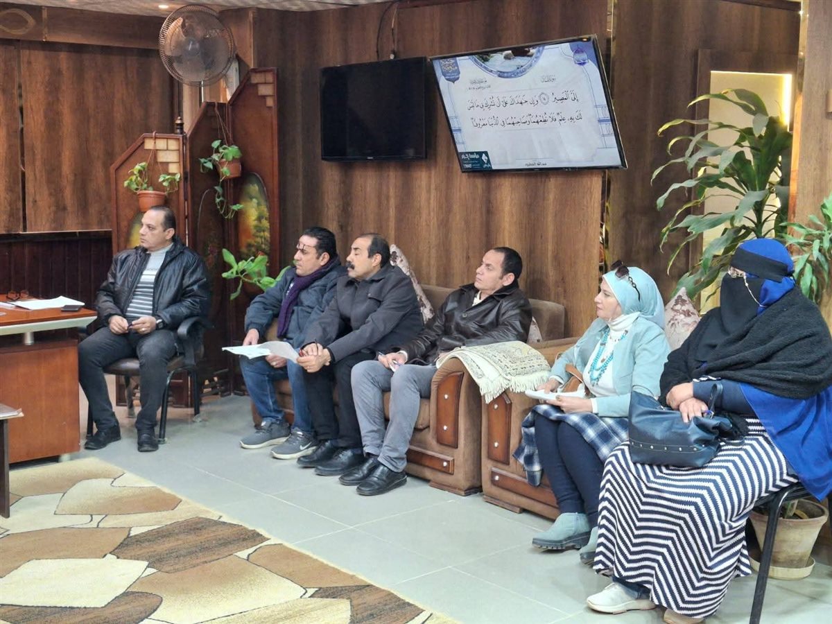 اجتماع &nbsp;وكيل الوزارة بمقر المديرية، بحضور مسؤولي الموهوبين والتعلم الذكي، وفريق العلاقات العامة والإعلام