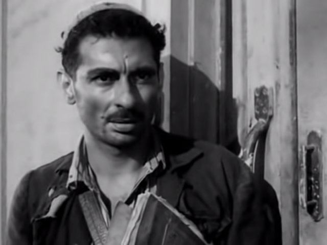 يوسف شاهين فى دور قناوى&nbsp;