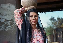 نجوى ابراهيم فى فيلم الارض&nbsp;