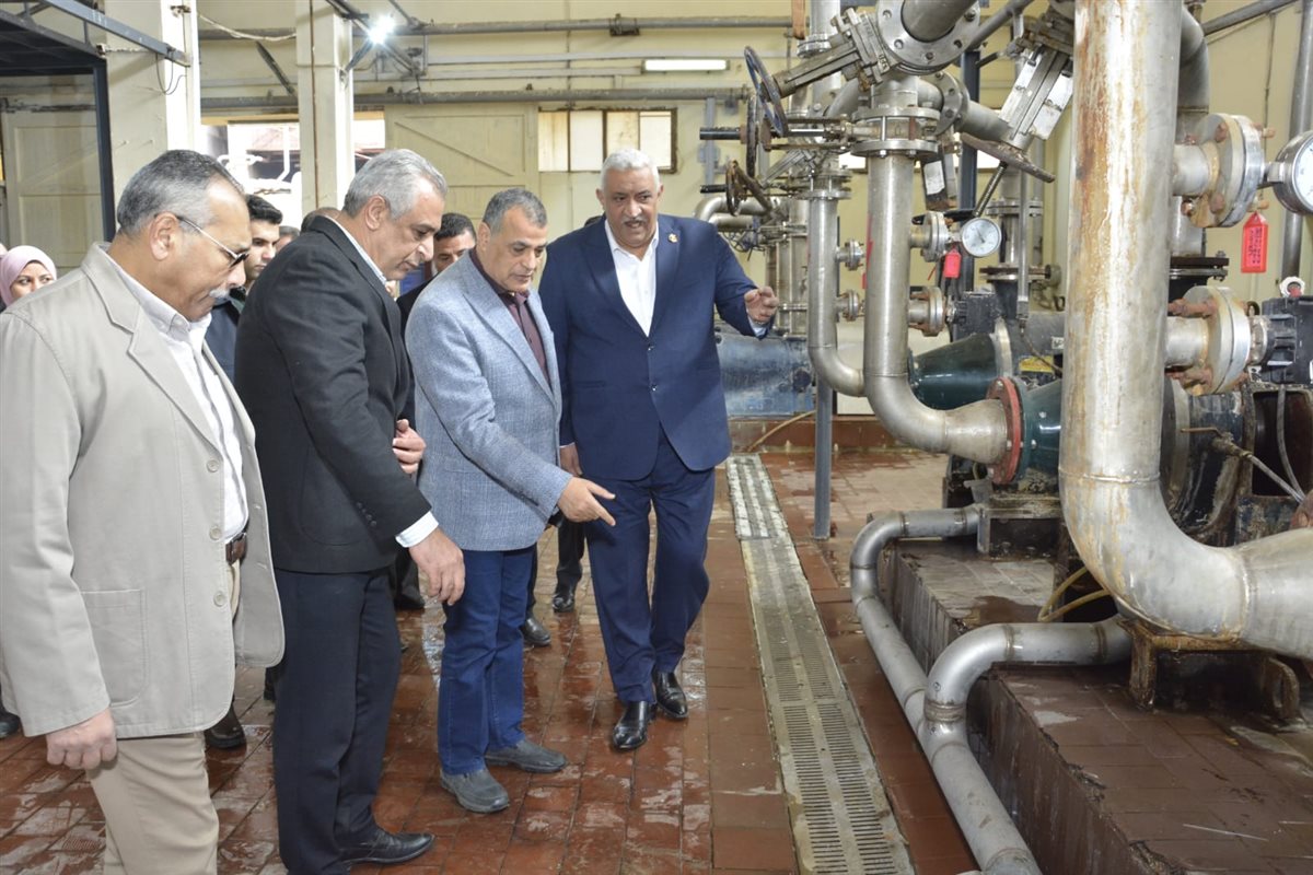وزير الإنتاج الحربي يتفقد شركة أبو زعبل